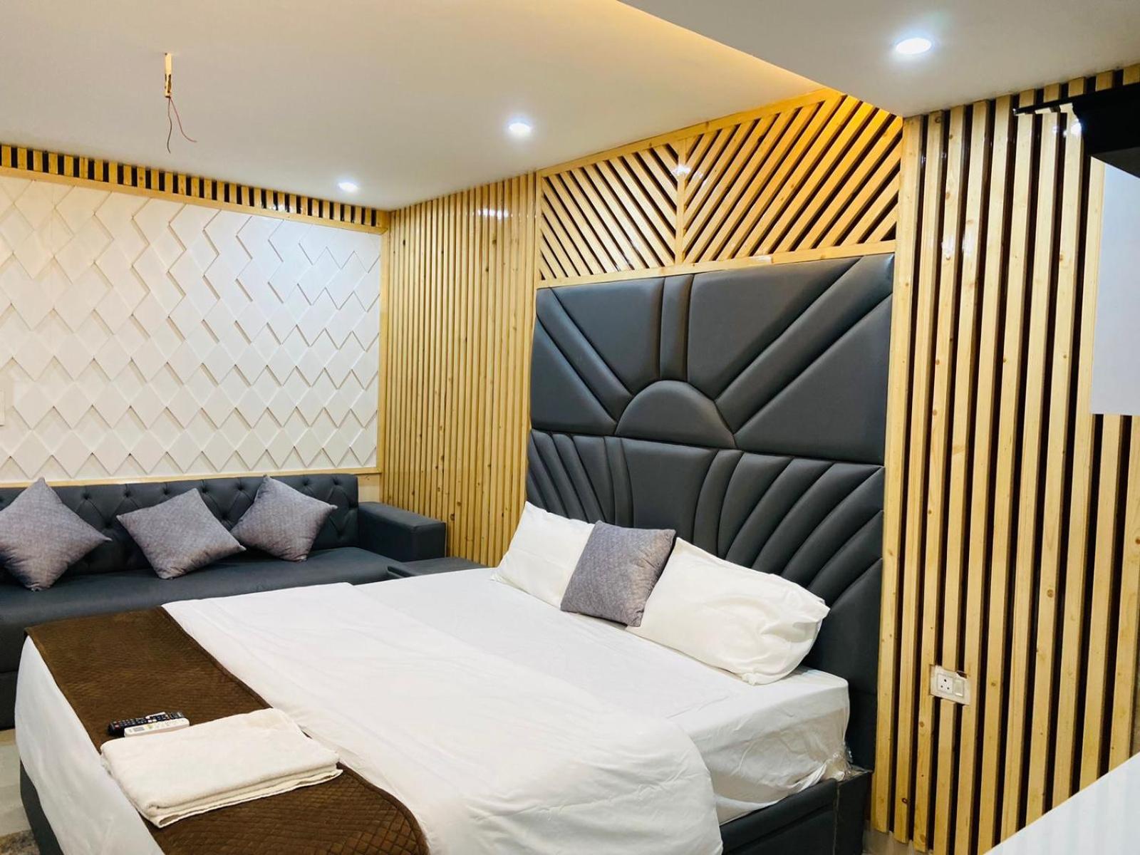 Bob Adventures Hotel Dehradun Eksteriør billede